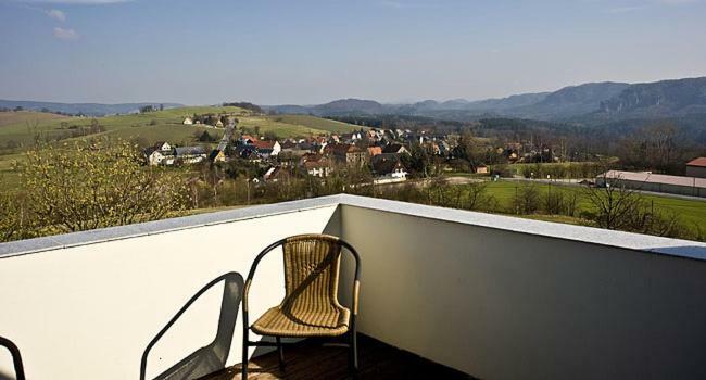 Panorama-Apartments Weinberghaus Mittelndorf エクステリア 写真